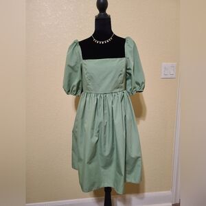 NWT Lea & Viola Square Neck Puff Sleeve Midi Dress in Sage Green Size Small